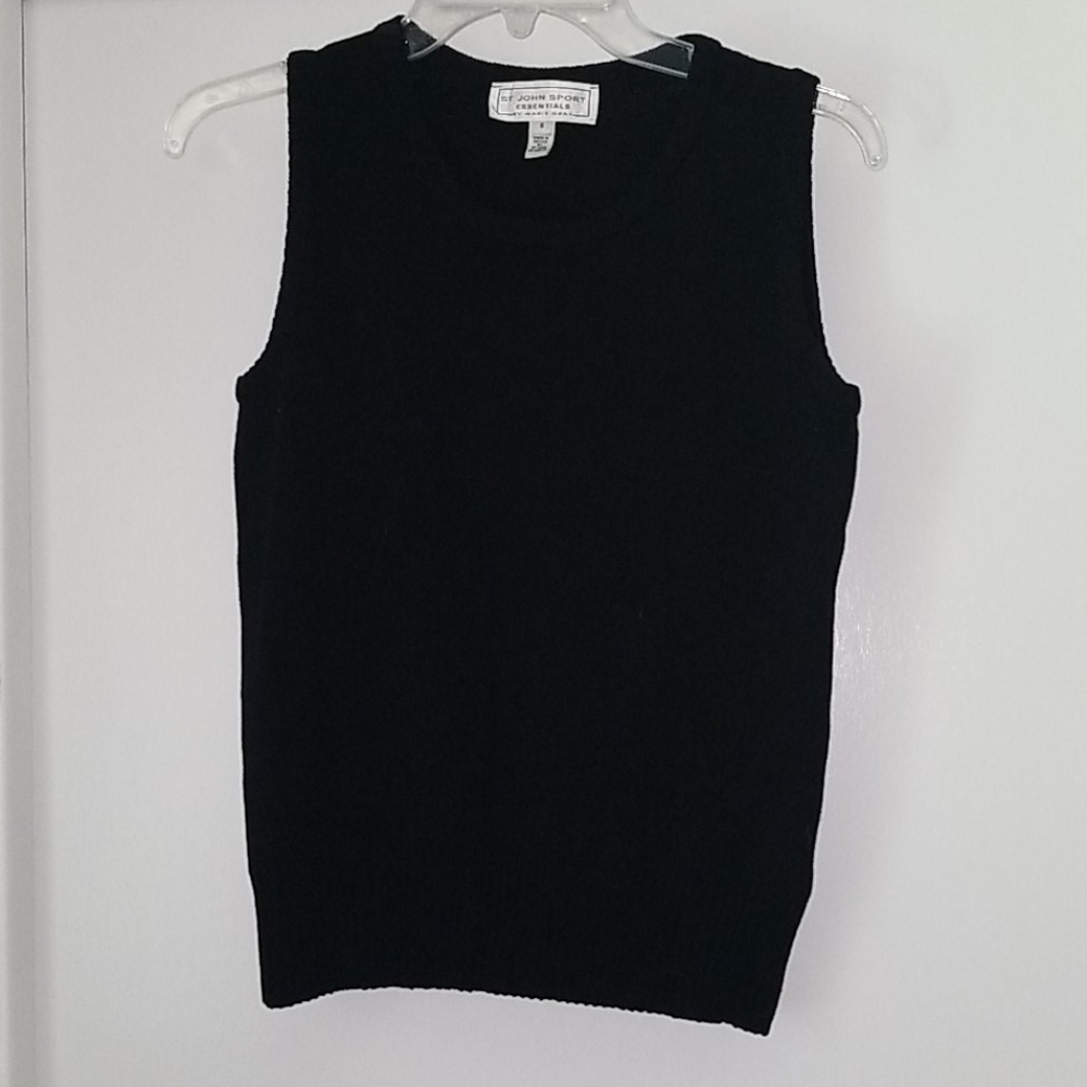 St. John Sport Essentials shell